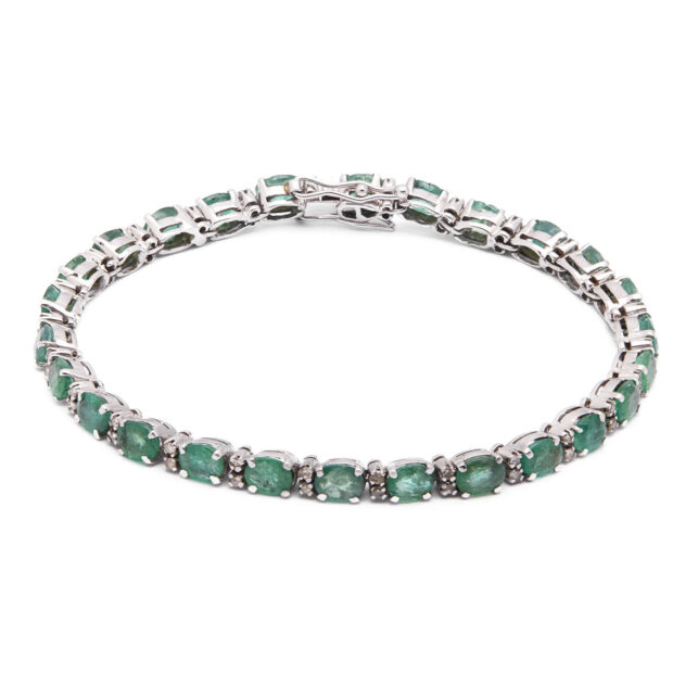Bracciale tennis in oro bianco con smeraldi ovali e diamanti