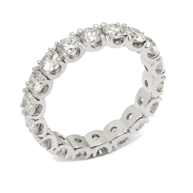 Anello Eternity in oro bianco 18kt con diamanti 3,35ct