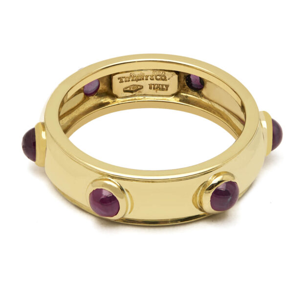 Anello Tiffany in oro giallo con rubini cabochon
