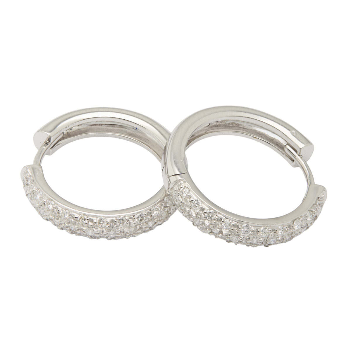 Orecchini cerchio oro bianco e diamanti-1
