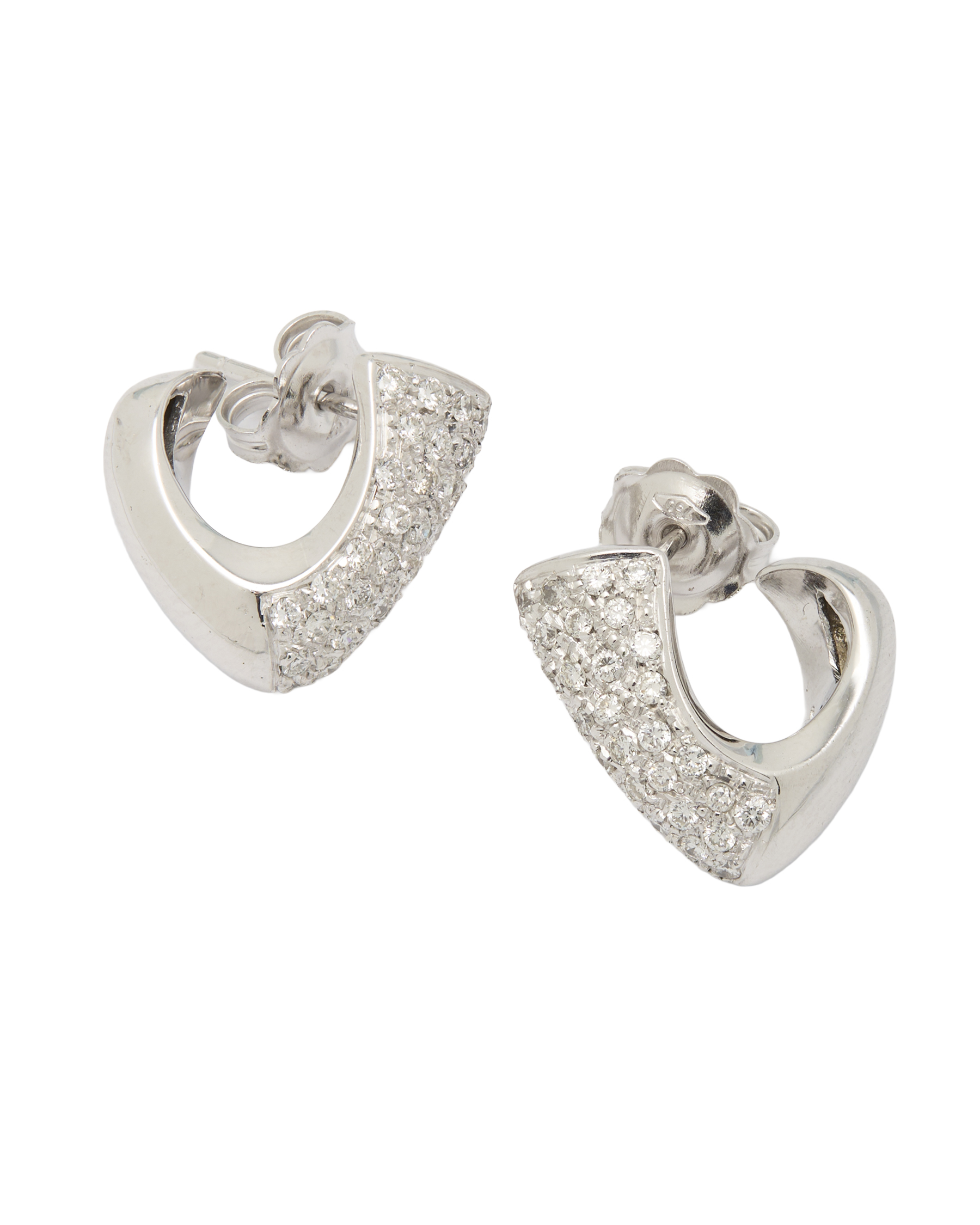Orecchini cerchietto ondulati in oro bianco con diamanti-1