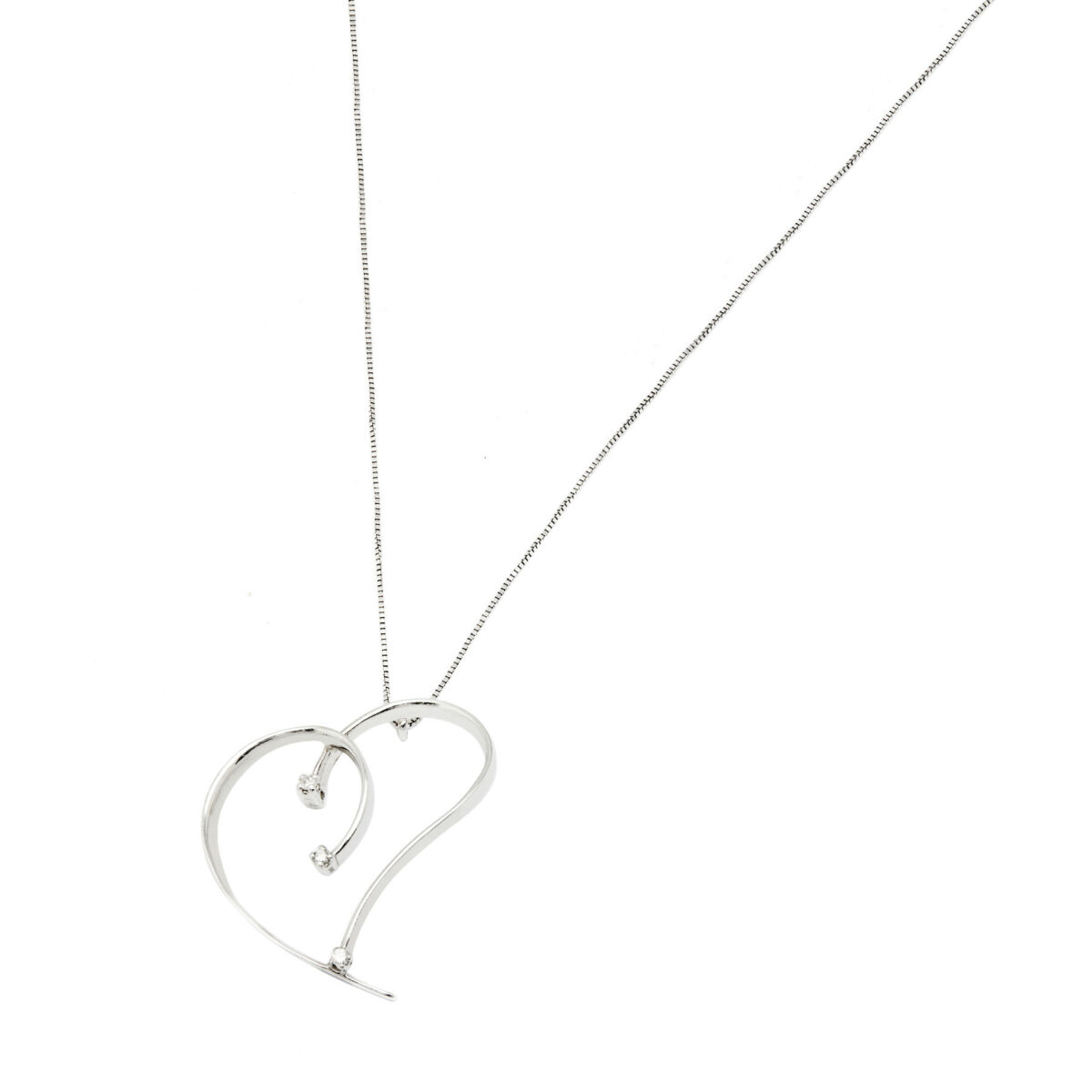 Catenina oro bianco con ciondolo cuore e diamanti (1)